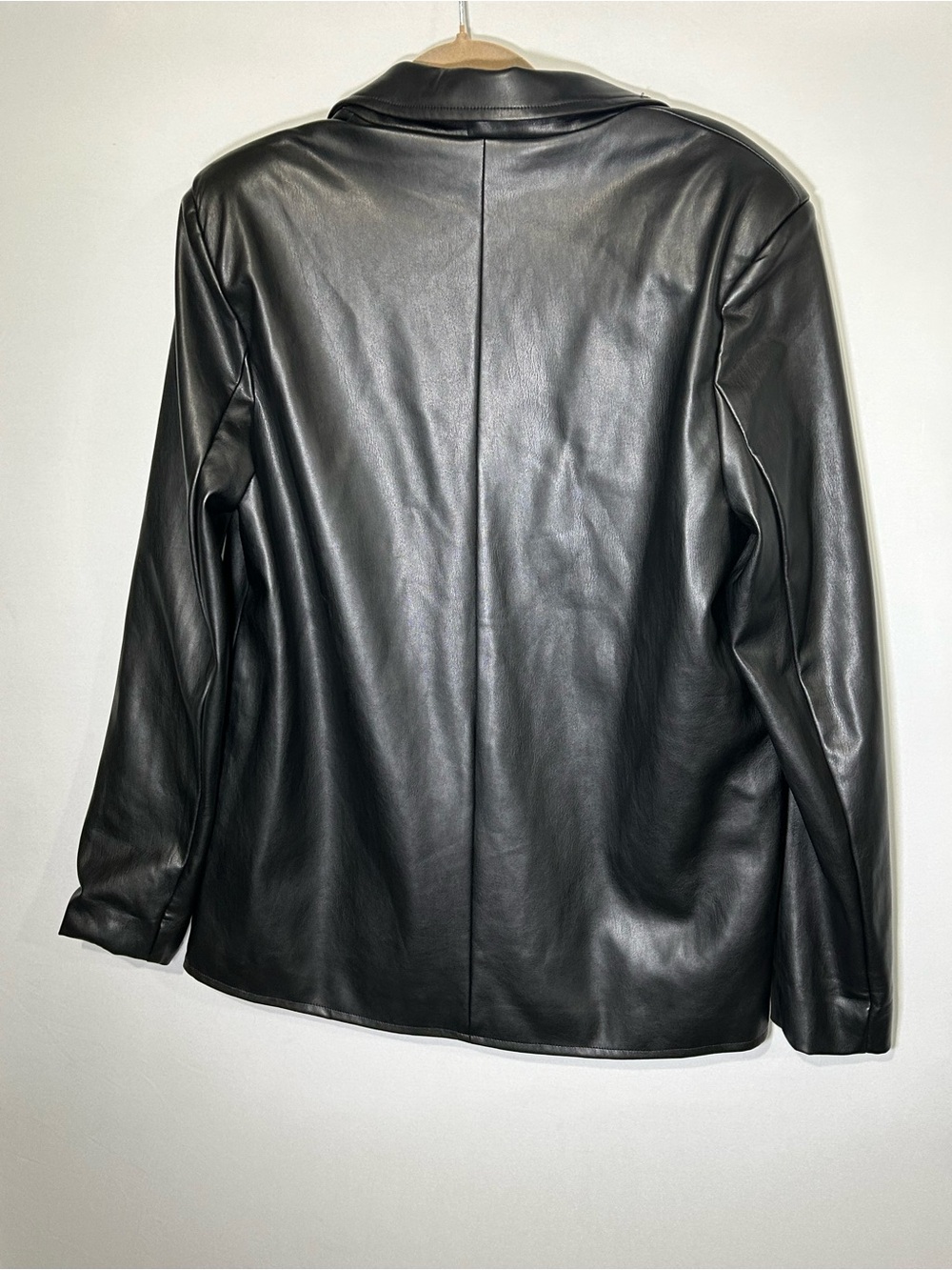 WEWOREWHAT Faux Leather Blazer Black Size Medium Like New - Picture 4 of 10